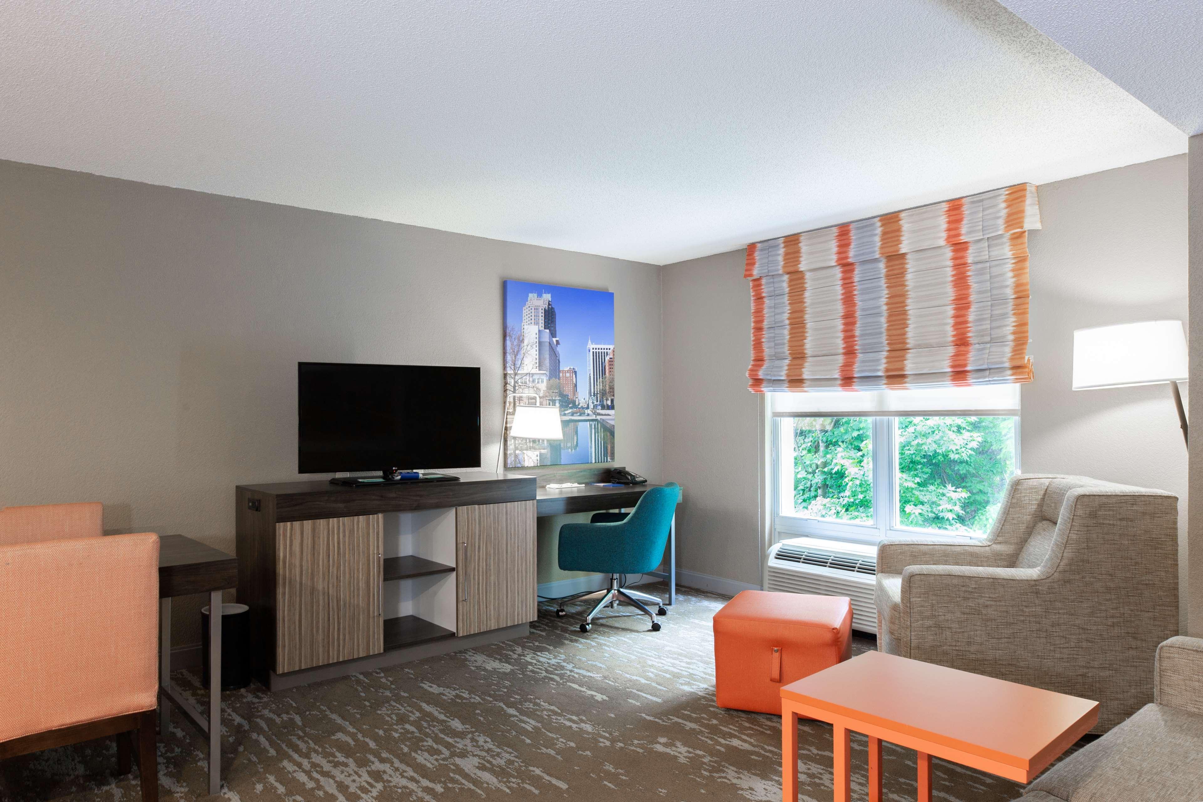Hampton Inn & Suites Raleigh Cary Lenovo Center Luaran gambar