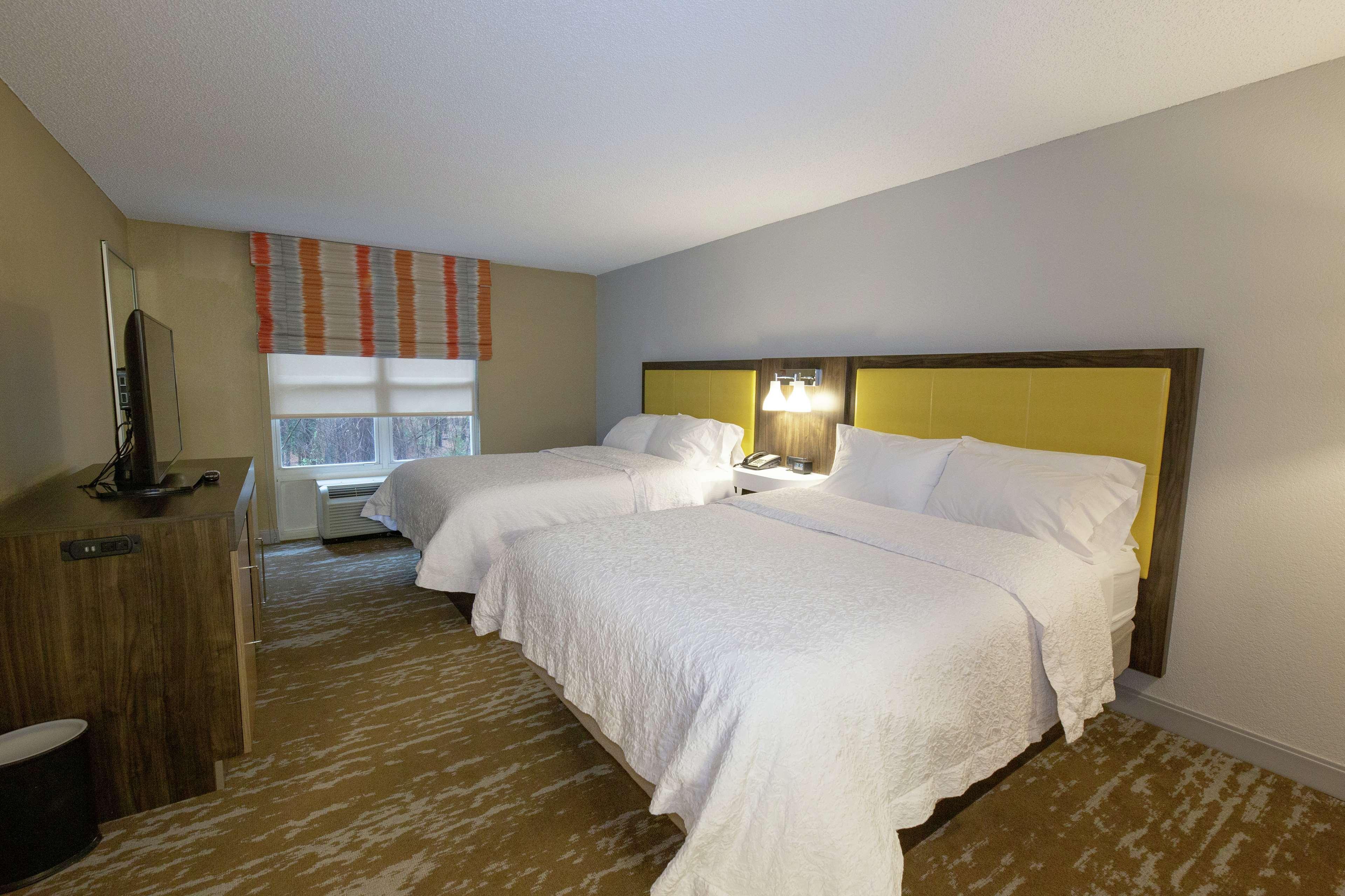 Hampton Inn & Suites Raleigh Cary Lenovo Center Luaran gambar