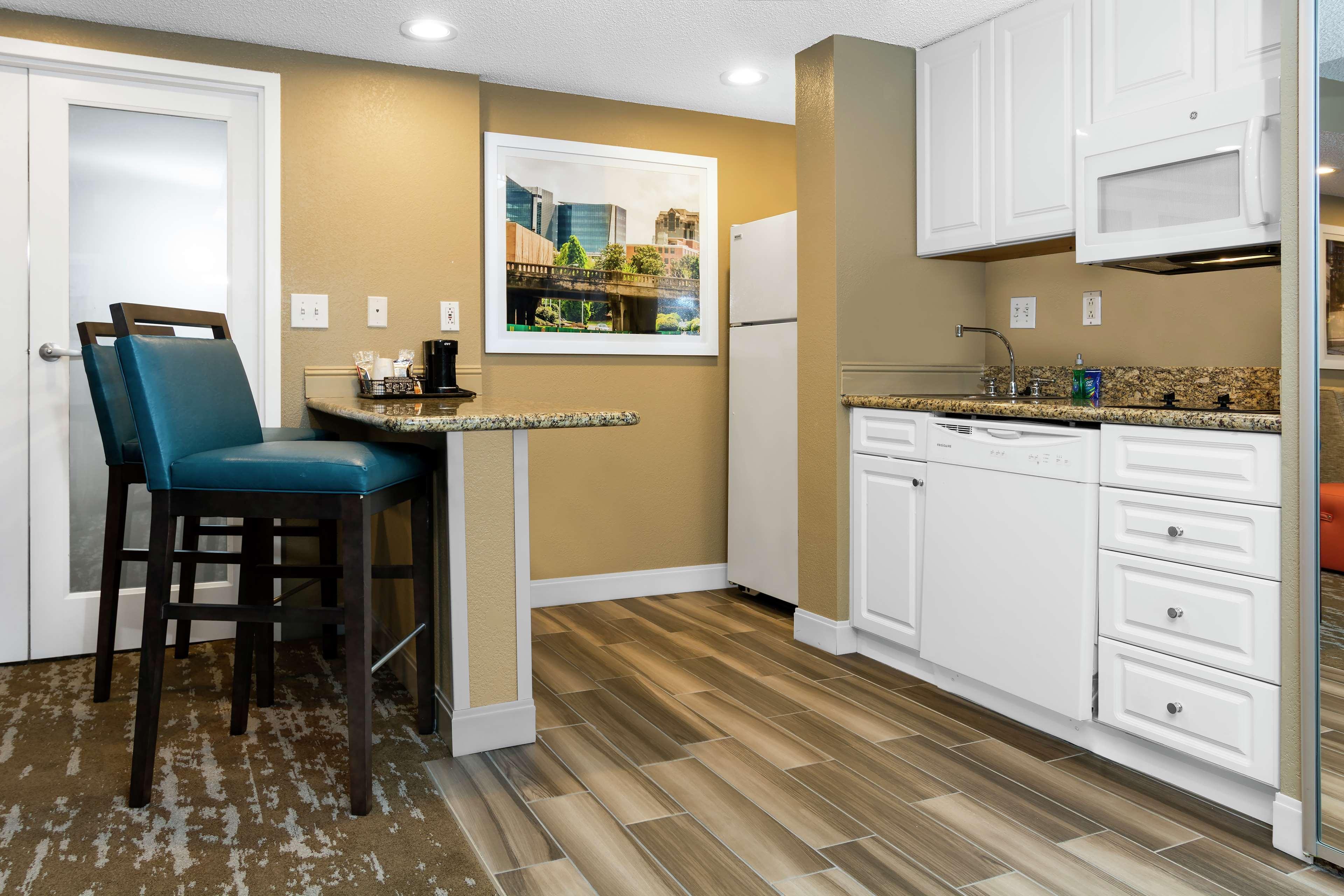 Hampton Inn & Suites Raleigh Cary Lenovo Center Luaran gambar