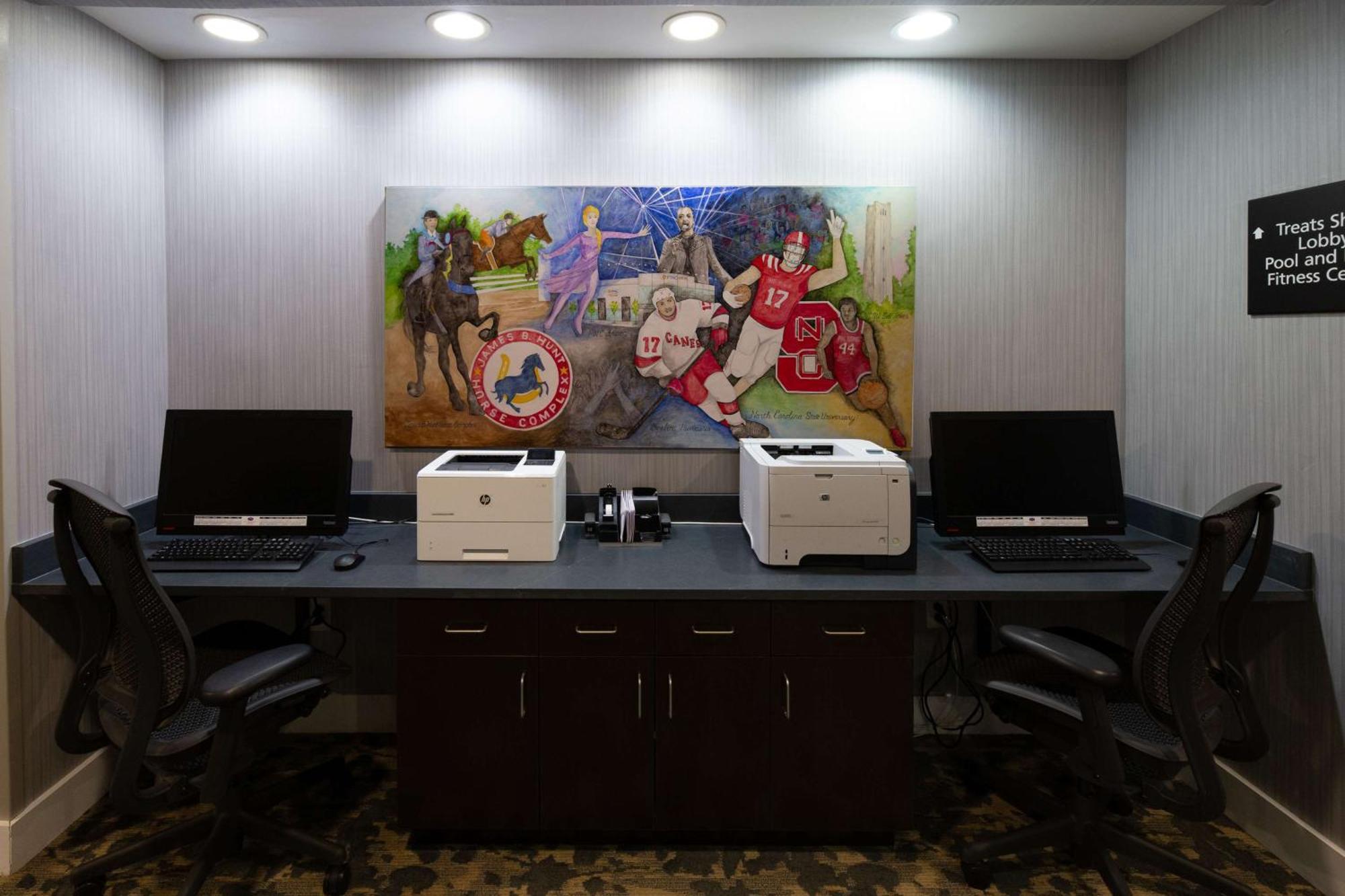 Hampton Inn & Suites Raleigh Cary Lenovo Center Luaran gambar