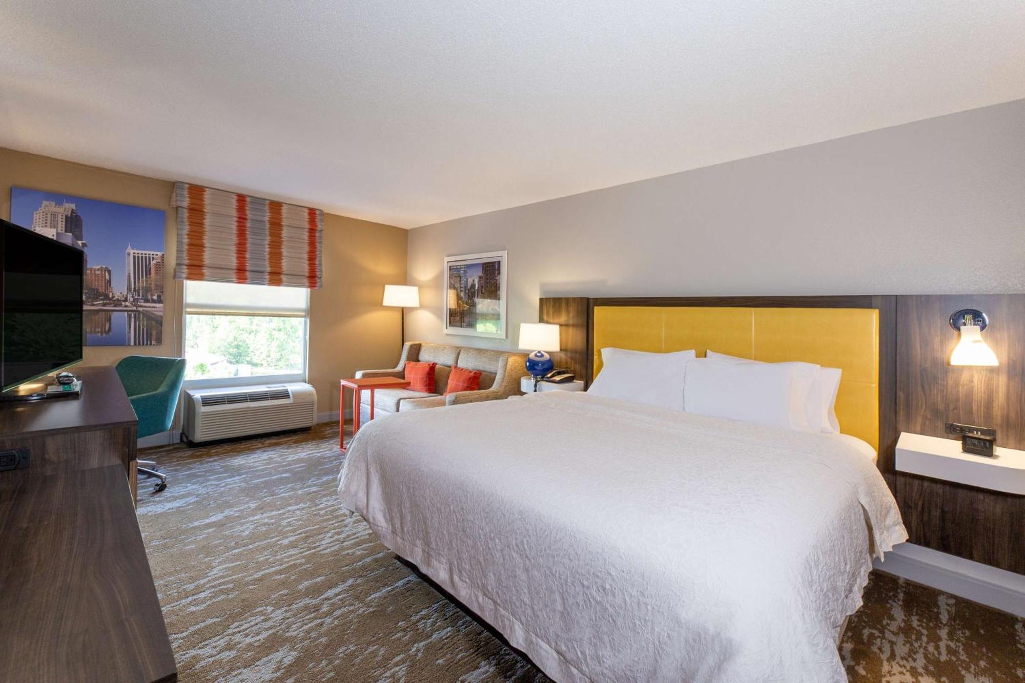 Hampton Inn & Suites Raleigh Cary Lenovo Center Luaran gambar