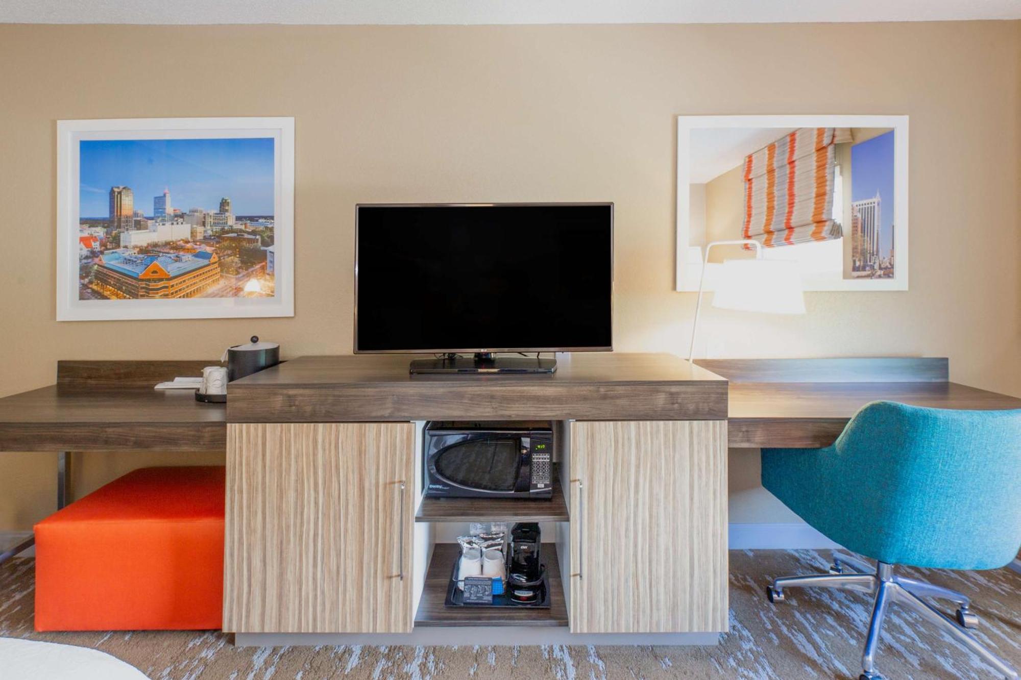 Hampton Inn & Suites Raleigh Cary Lenovo Center Luaran gambar