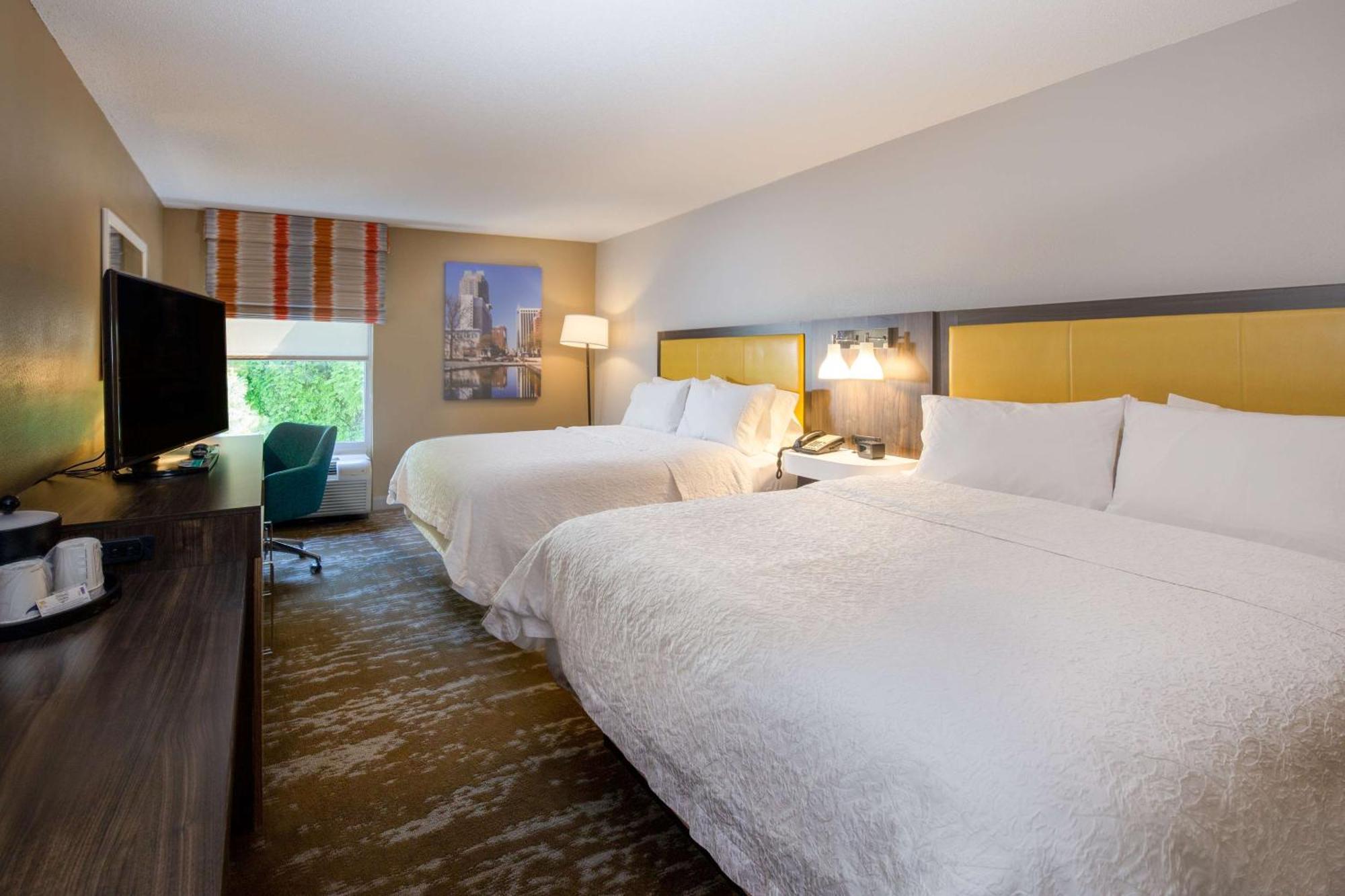 Hampton Inn & Suites Raleigh Cary Lenovo Center Luaran gambar